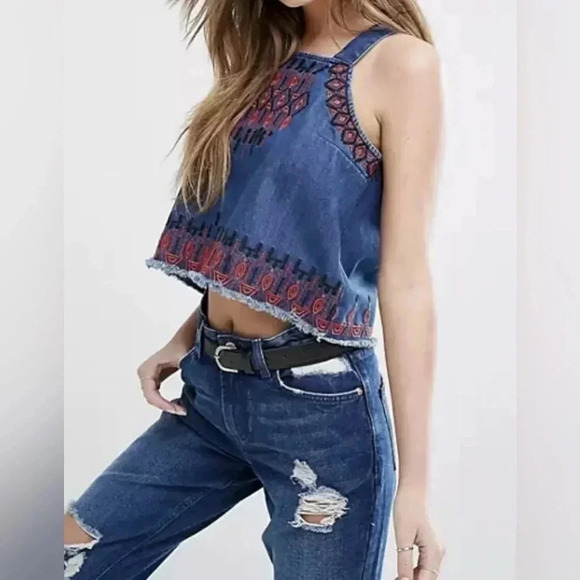 Blanknyc Embroidered Blue Denim Top With Red Aztec Design Size XS - Picture 1 of 7